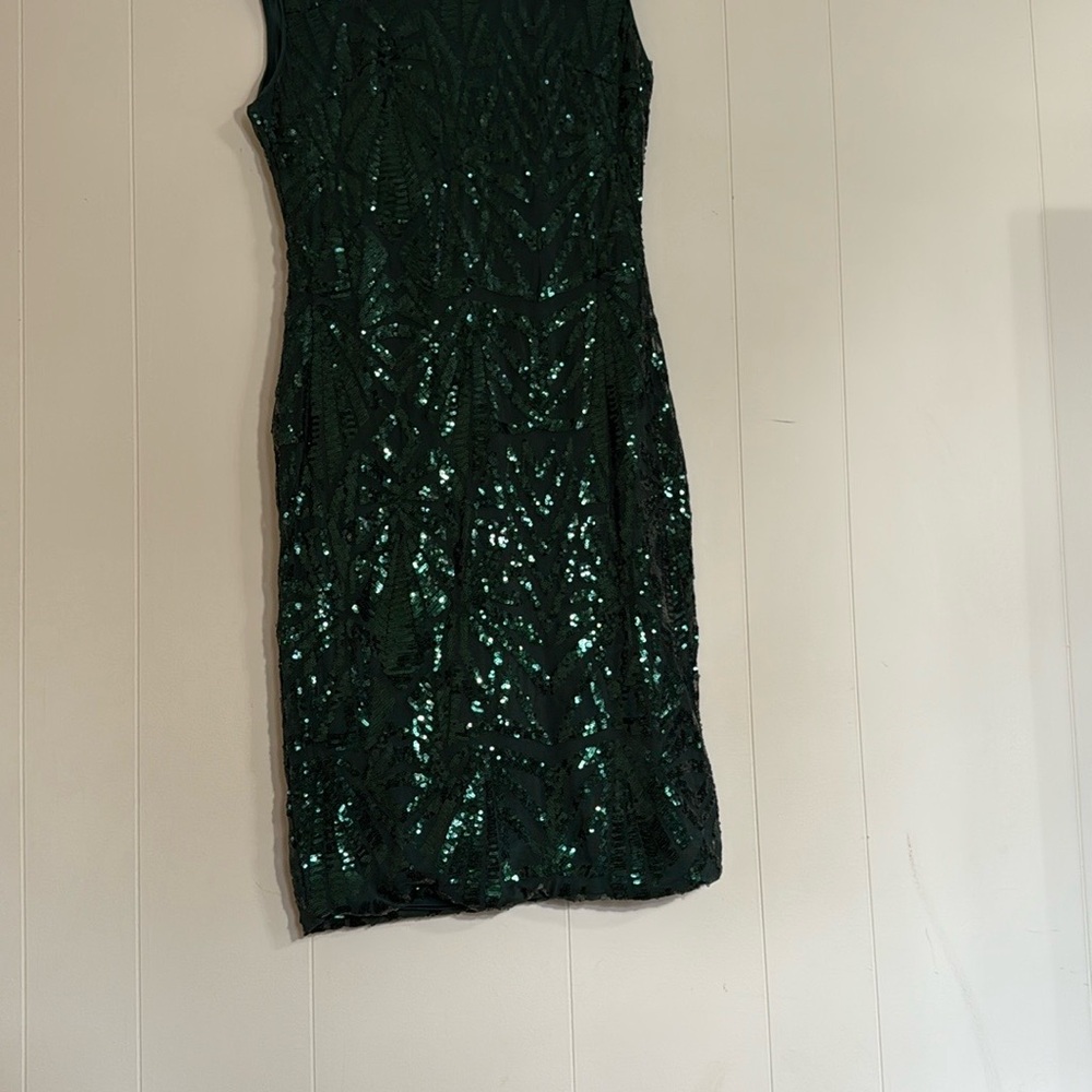Elegant Green Sequin Dress